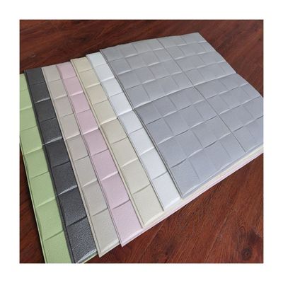 Hiburan Waterproof Self Adhesive 3D Foam Wall Sticker untuk dekorasi dinding